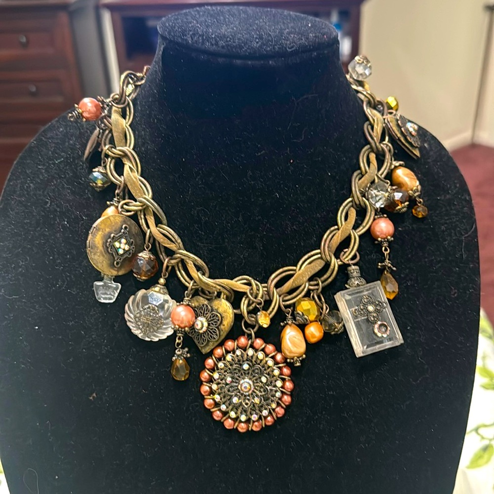 Chunky necklace